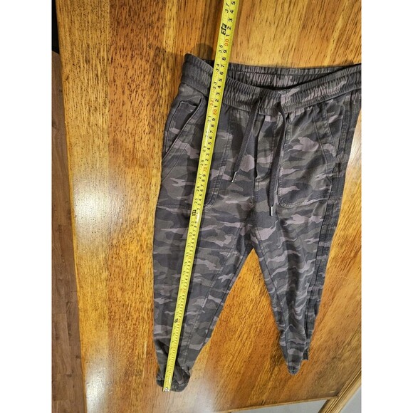 Athleta Jogger Farallon Jogger Pants Womens Size 0 Green Camo - Picture 6 of 9